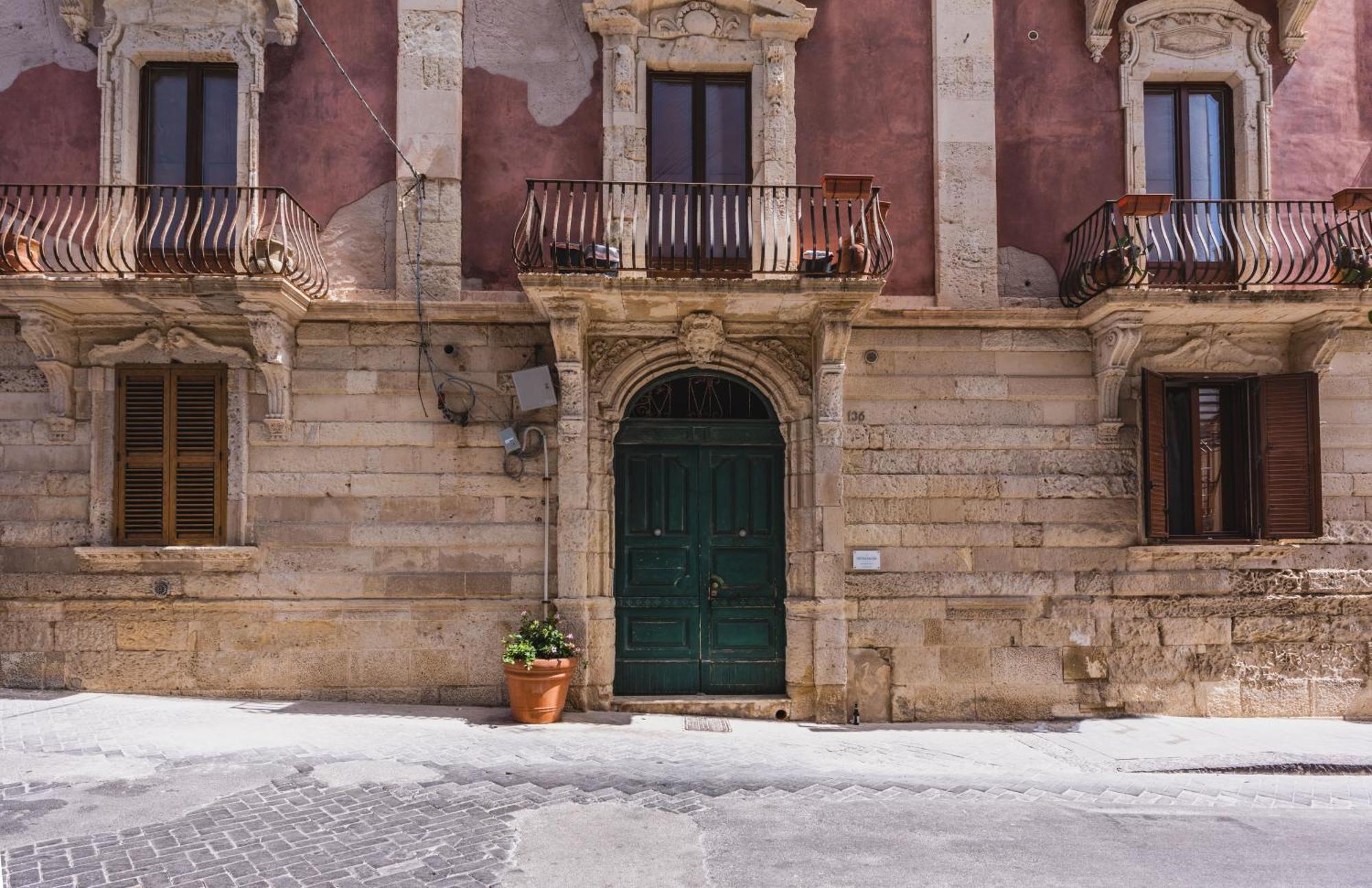 Palazzo Bozzanca Apartments By Wonderful Italy Syracuse Exterior foto