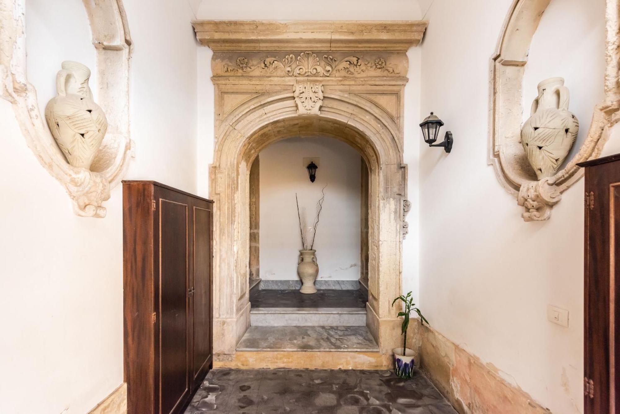 Palazzo Bozzanca Apartments By Wonderful Italy Syracuse Exterior foto